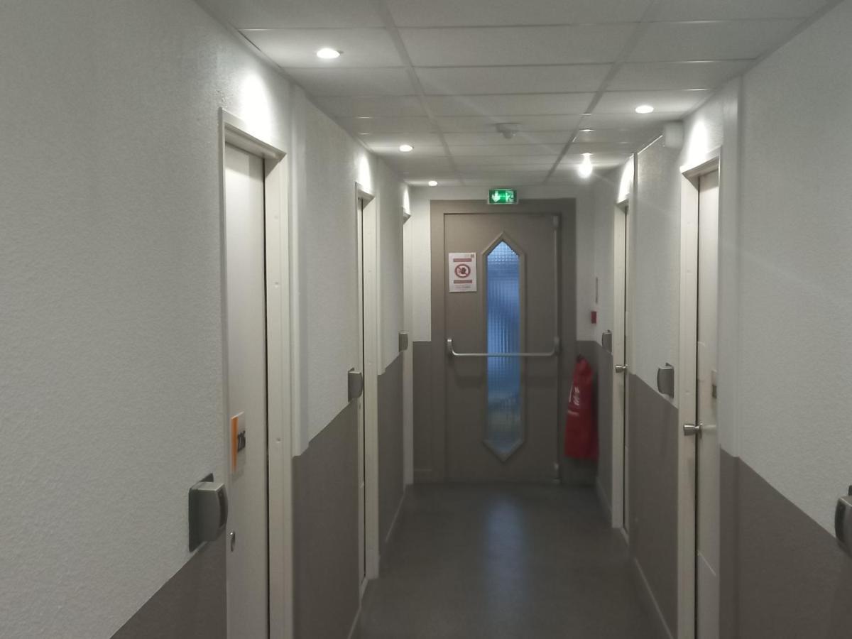 Premiere Classe Evry Sud - Mennecy Ormoy Exterior photo